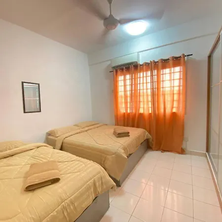 Homestay Juta Mines Seri Kembangan Balakong Serdang Lama Exterior photo