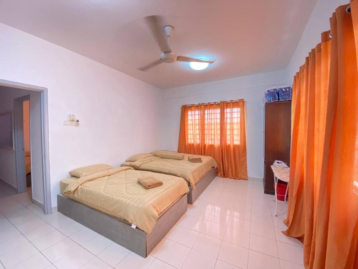 Juta Mines Seri Kembangan Balakong Apartment