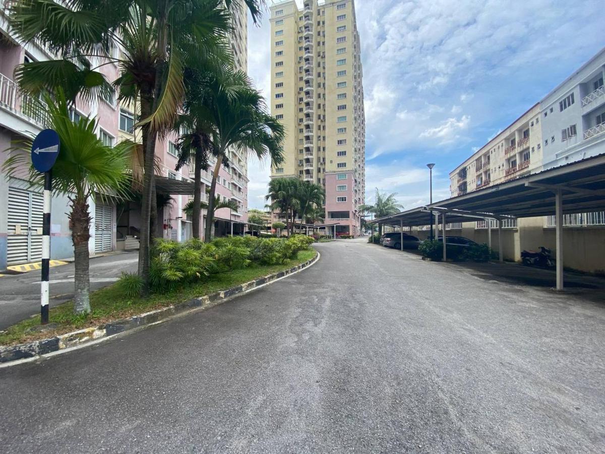Apartment Juta Mines Seri Kembangan Balakong Serdang Lama
