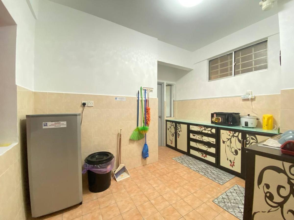 Juta Mines Seri Kembangan Balakong Apartment