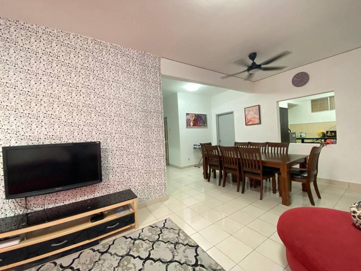 Apartment Juta Mines Seri Kembangan Balakong *