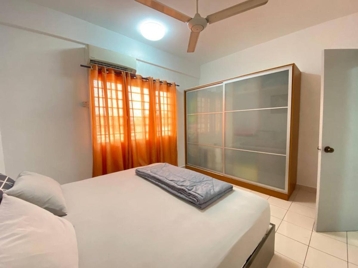 Apartment Juta Mines Seri Kembangan Balakong